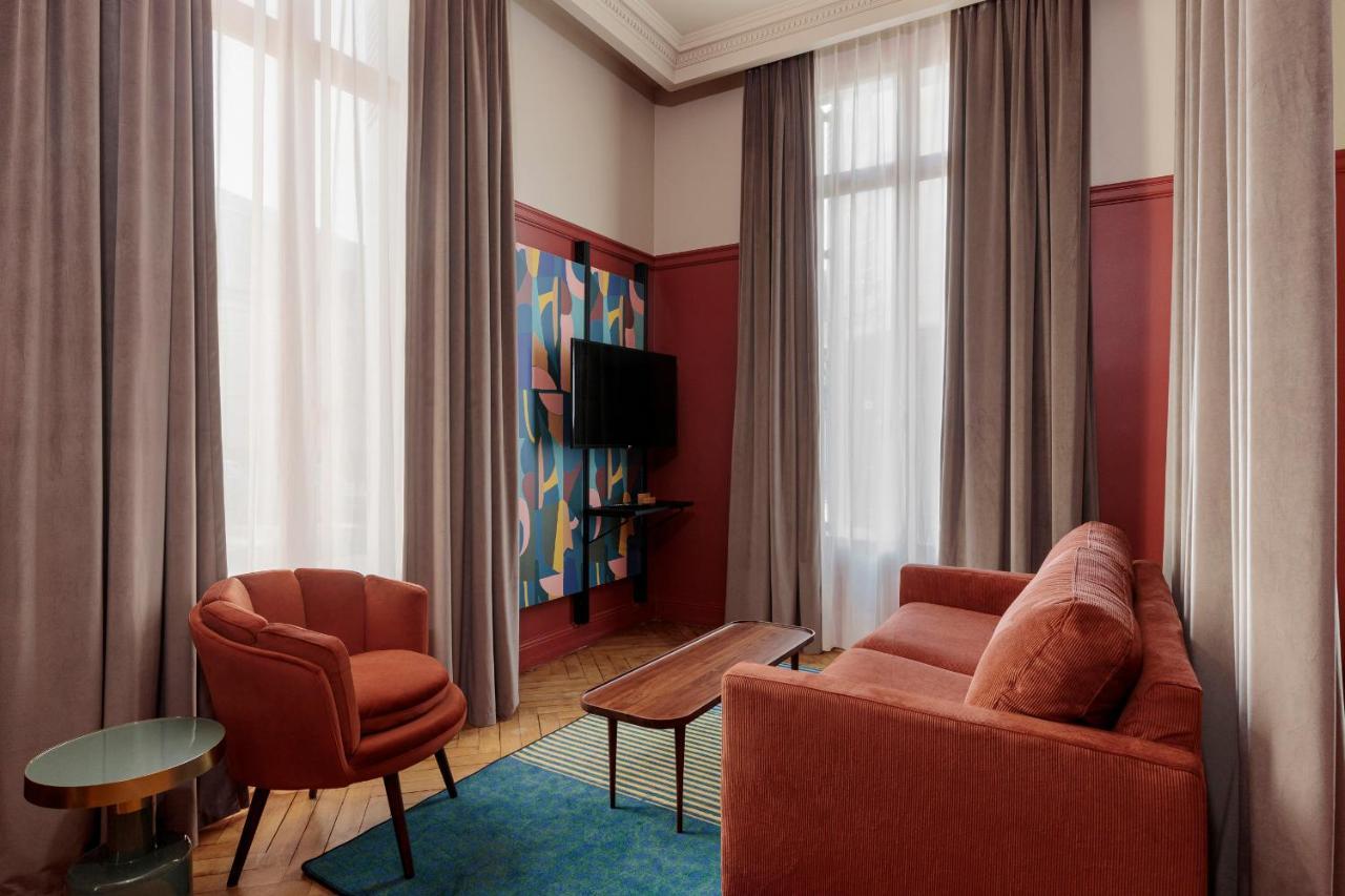 Hotel Corneille - Entree Autonome, Reception En Ligne - Encore Mieux Tours Exteriör bild