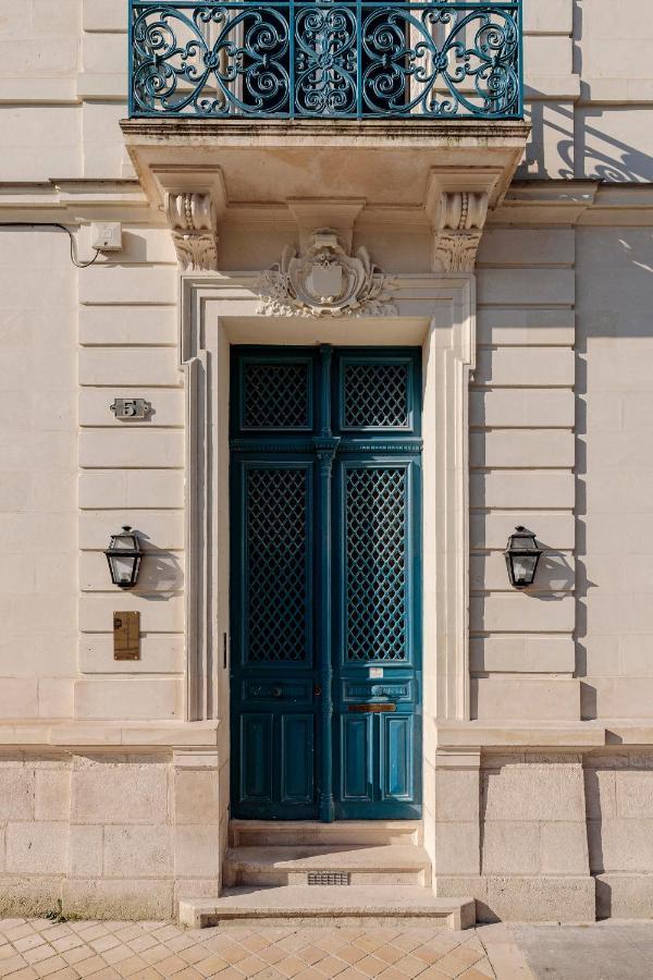 Hotel Corneille - Entree Autonome, Reception En Ligne - Encore Mieux Tours Exteriör bild